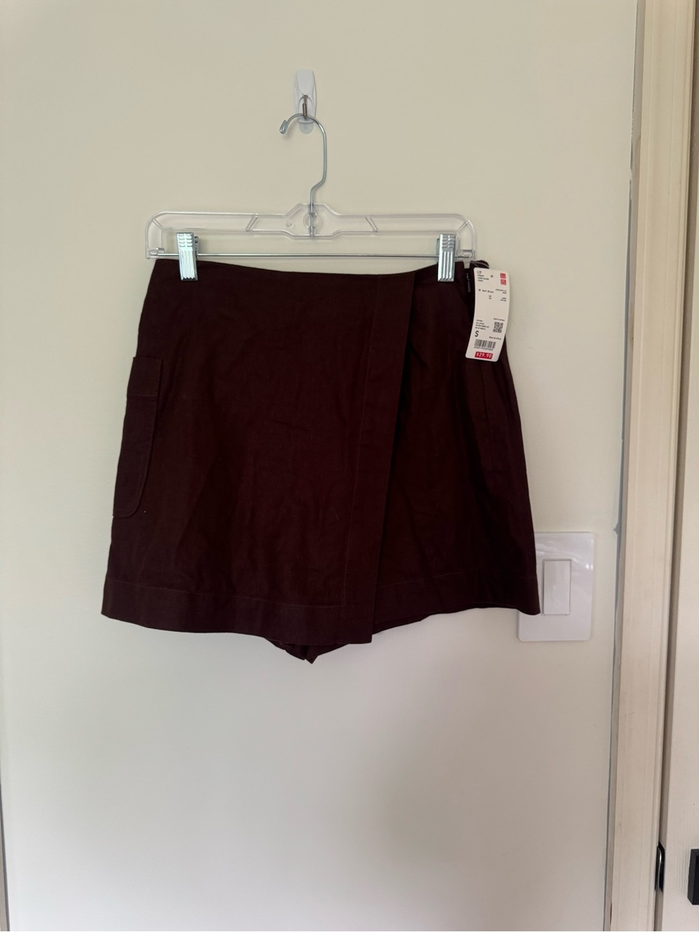 NWT Uniqlo Wrap Front Skort